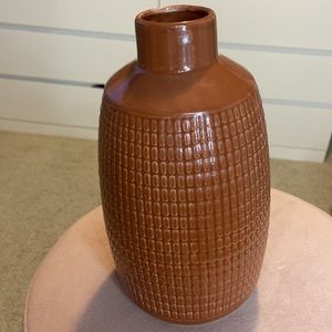 Home Sense Decor Pot